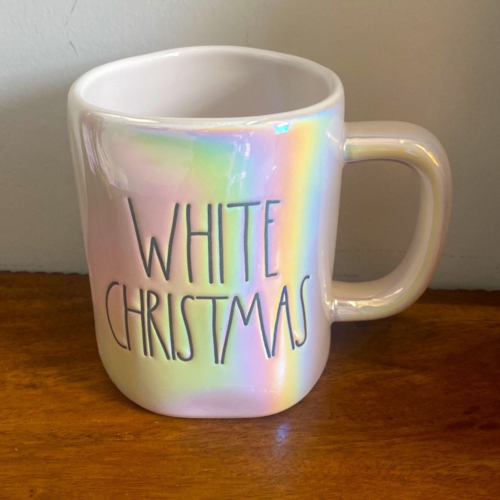 NEW. Rae Dunn Iridescent Mug. “White Christmas”. ❄️